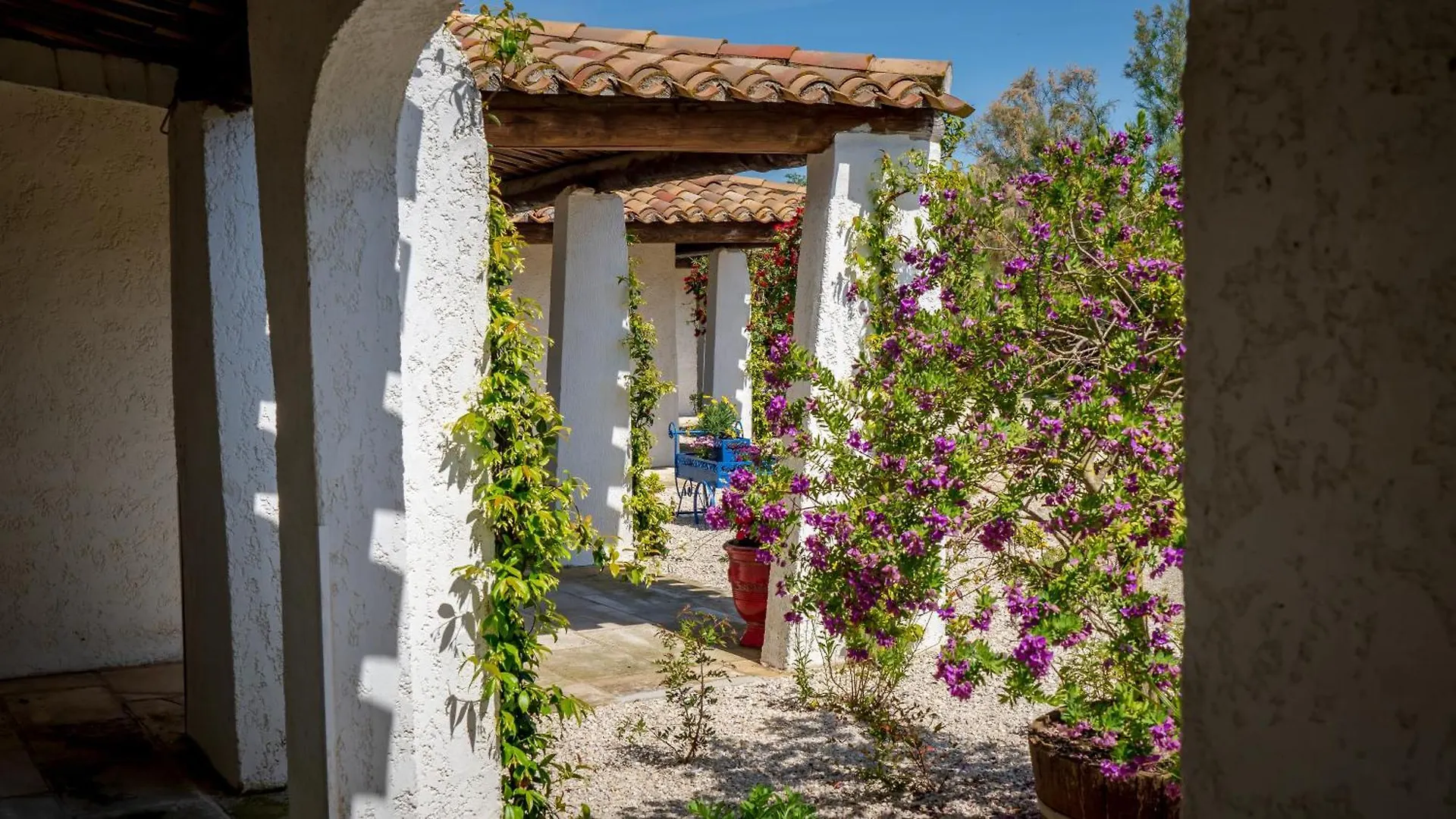 La Tramontane Hotell Saintes-Maries-de-la-Mer 3*,